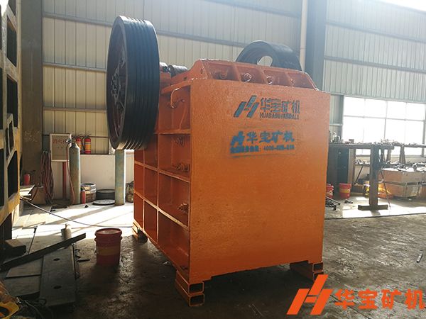 顎式破碎機(jī)的日常維修與保養(yǎng)注意三點(diǎn)事項(xiàng) 顎式破碎機(jī)的日常維修與保養(yǎng)注意三點(diǎn)事項(xiàng)