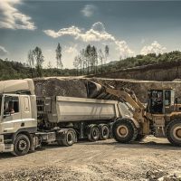 8人死亡 3人受傷!砂石運輸事故頻發 各生產企業注意安全