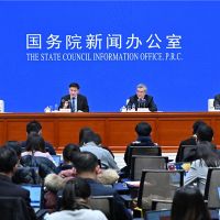 【央行官宣】降息降準！萬億利好入市 基建地產領域提振復蘇有保障！